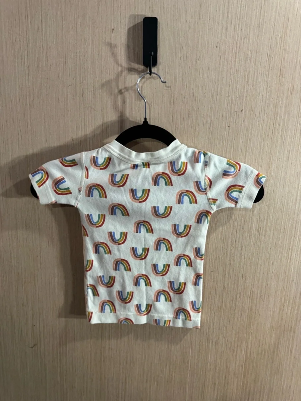 Hanna Andersson White Short Sleeve Pj Tee with Rainbow Print Size 3T